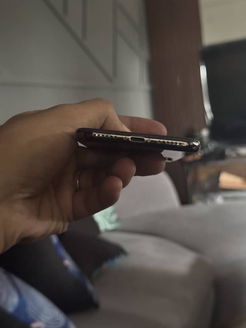 iPhone X Factory Unlock 3