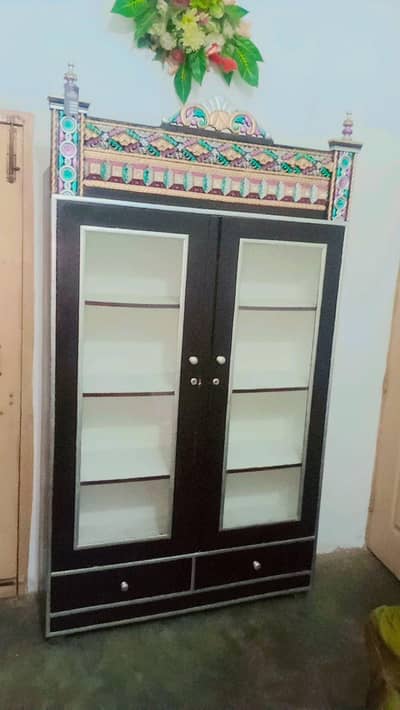 showcase (Bartan wali Almari)
