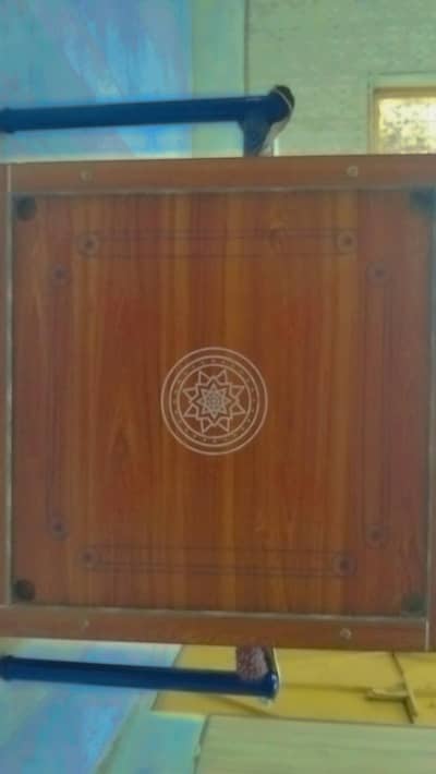 Carrom Board.