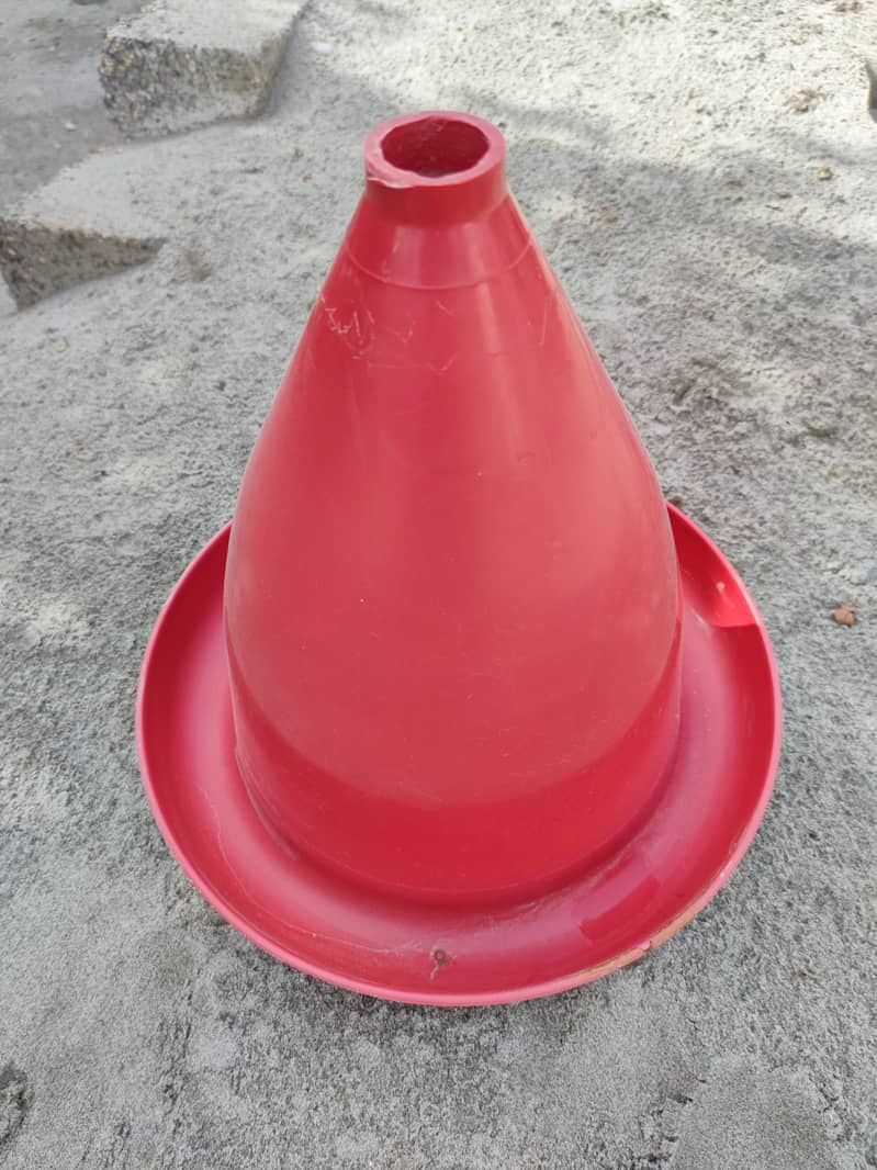 Feeder and drinker 0