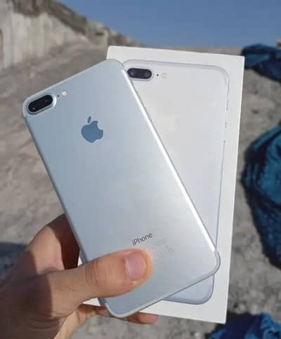 iphone 7 plus 128 GB  no open no repair PTA approved all ok
