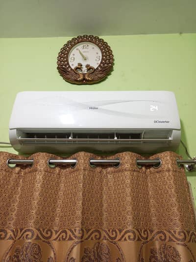 Haier DC inverter 1.5 ton heat and cool,   03066951856,