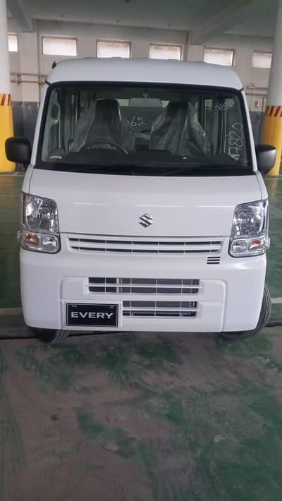 Suzuki Every 2025