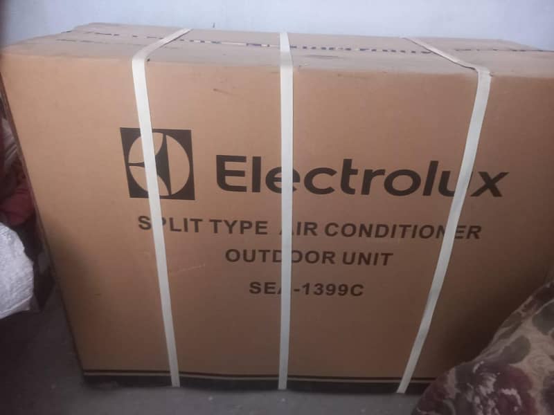 Electrolux split AIR CONDITIONER 3