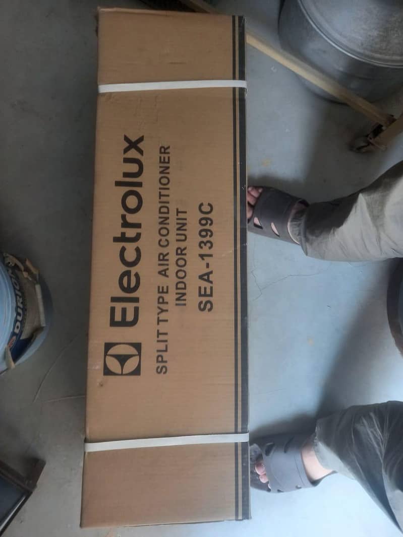 Electrolux split AIR CONDITIONER 5