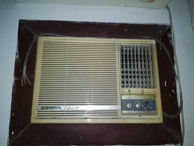 Genuian Window Ac in  genuian condition