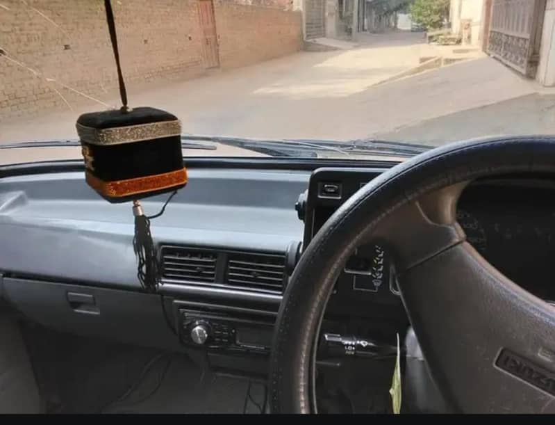 2011 mehran 4