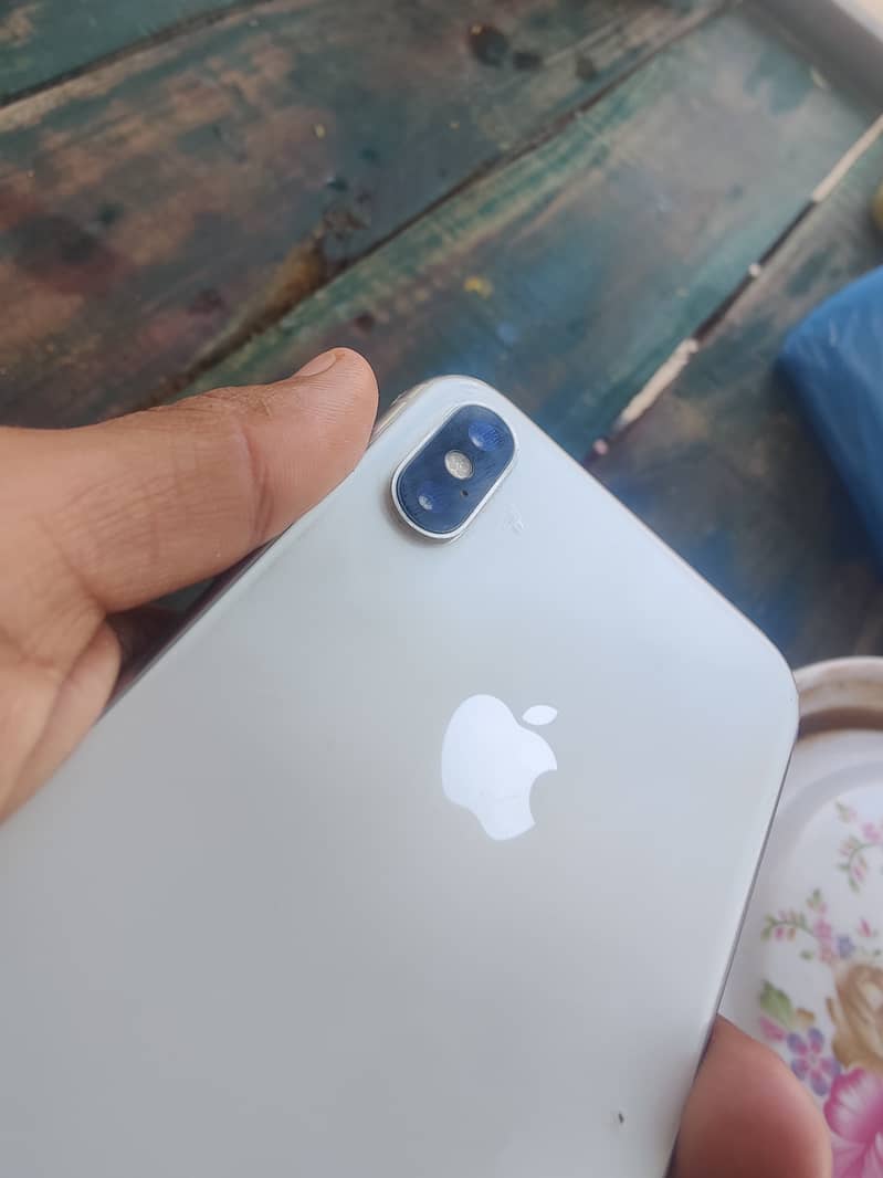 Apple iPhone X 1
