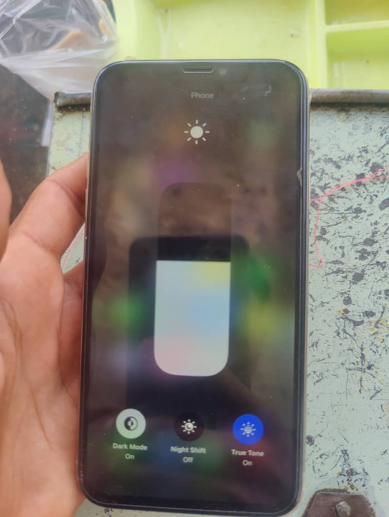 Apple iPhone X 3