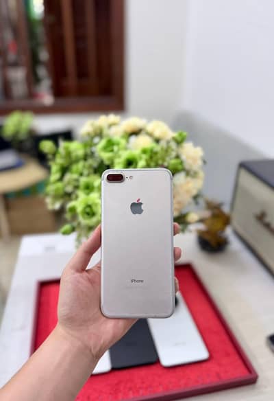 iphone 7 plus 128 GB  no open no repair PTA approved all ok