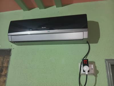 1.5 ton gree 03259769575
