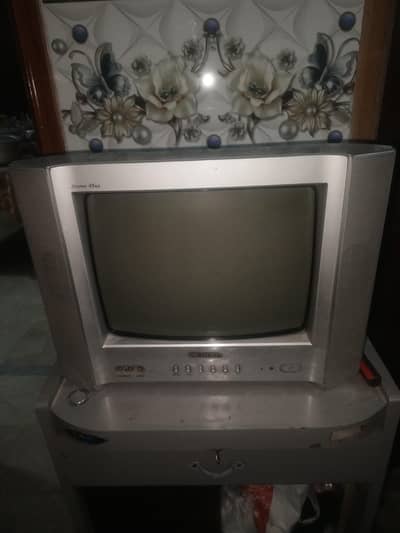 Nobel 17 inch TV for sale