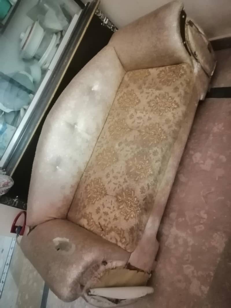dewan sofa 1