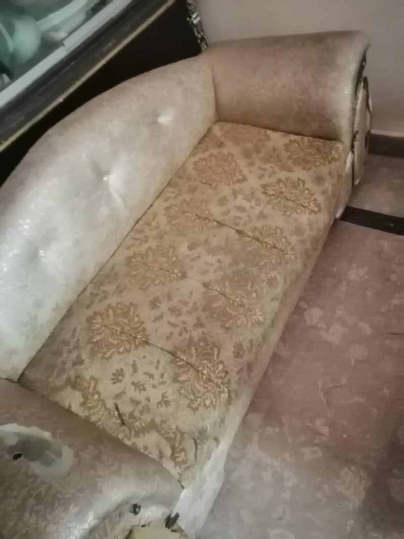 dewan sofa 2