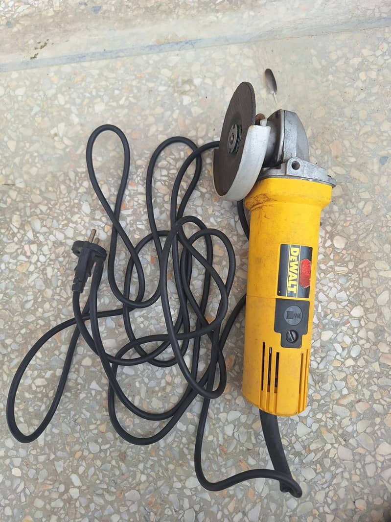 Dewalt grinding machine 0