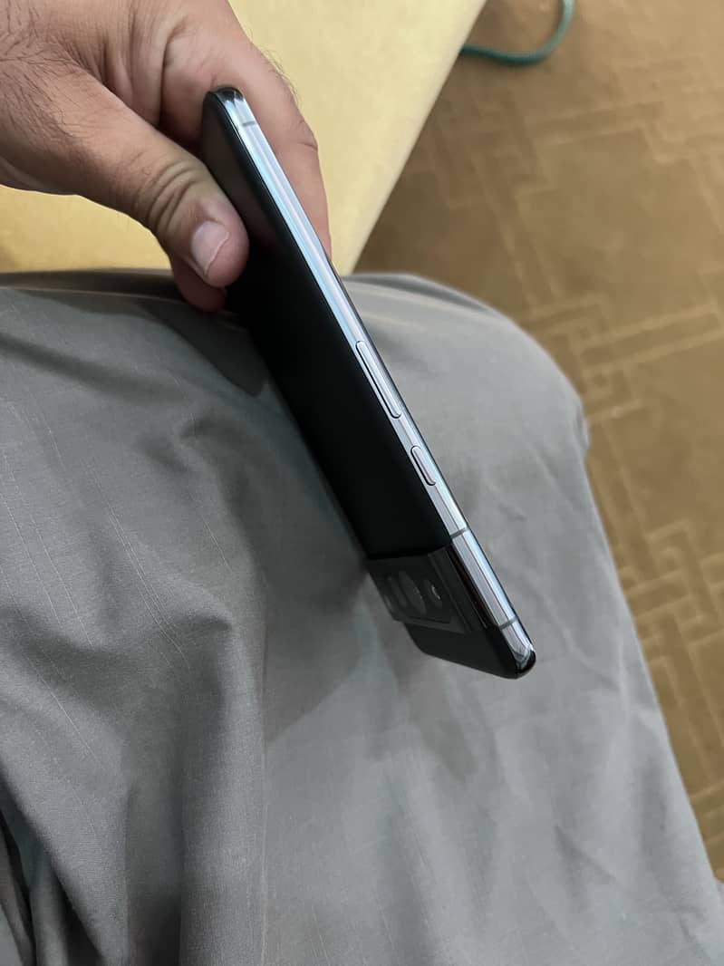 Google pixel 8pro 3