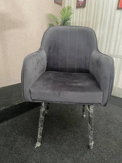 brand new 2 chairs are available in cheap price need money