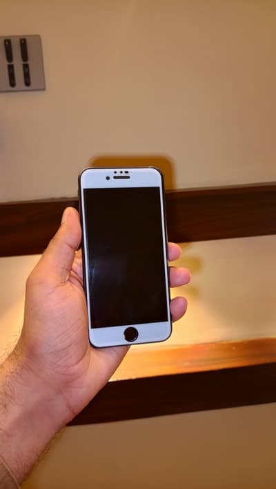 Apple iPhone SE