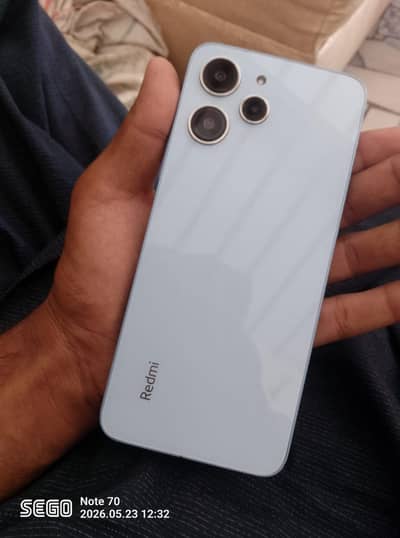 Redmi 12 6+128 with complete box and charger