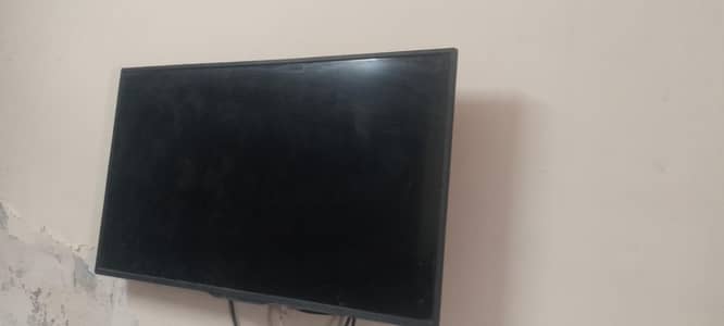42" LED