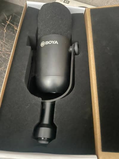 podcast complete setup brand new  just in use one day