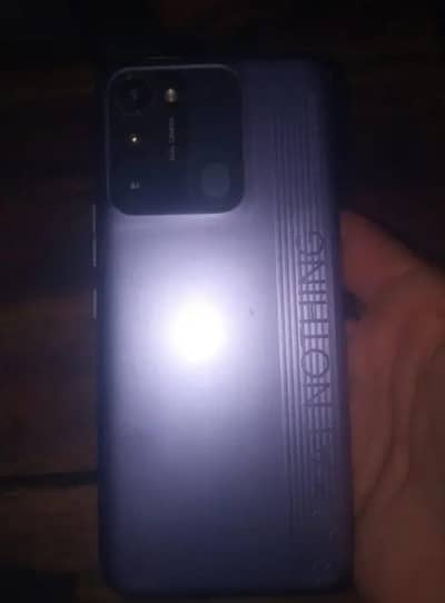 Tecno spark 8c