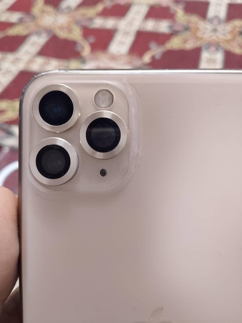 iphone 11 pro max 5