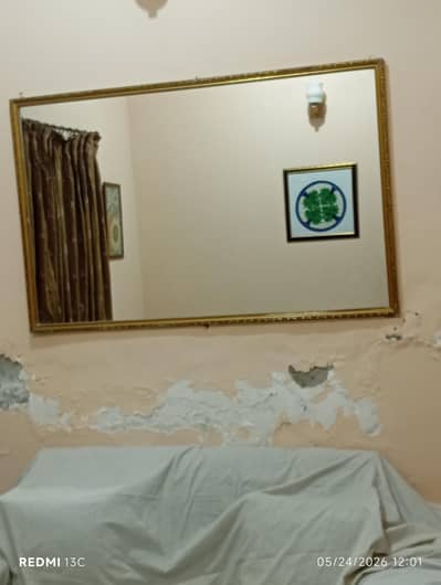 Wall mirror for sale in good condition