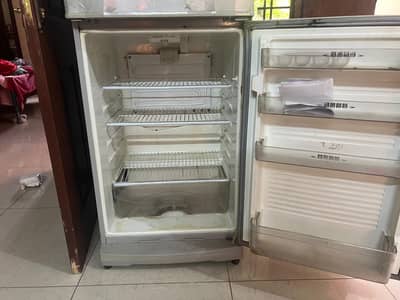 Dawlance fridge In Good condition urgent sale