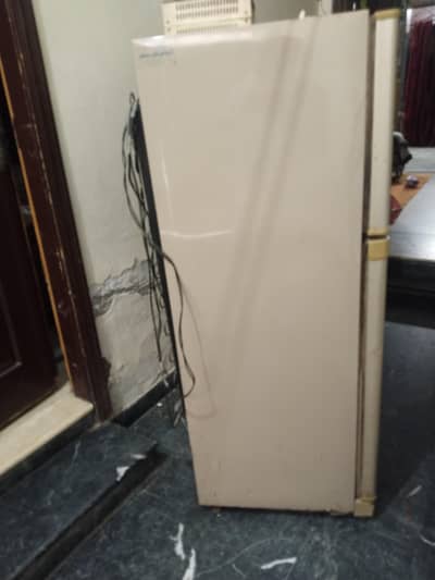 Dawlance Fridge Full Size – Only Compressor Issue
