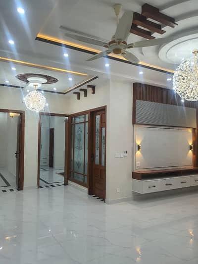 10 Marla Ground Portion For Rent In G14
