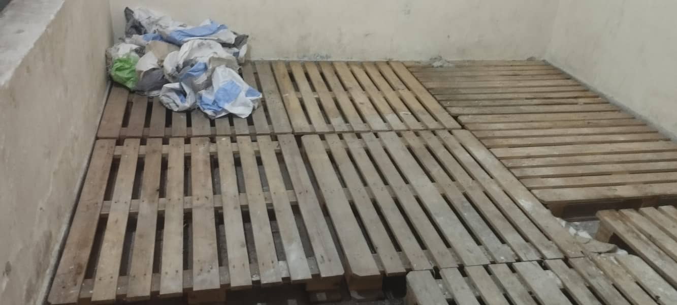 wood pallets 2