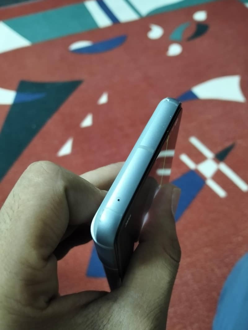Google Pixel 8 3