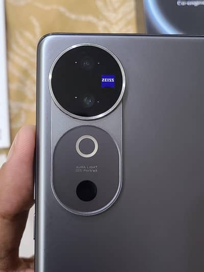 vivo v 40 official pta 8 256 with box just panel chang butt original