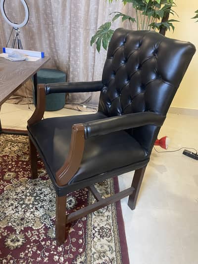 Office Chairs condition new
