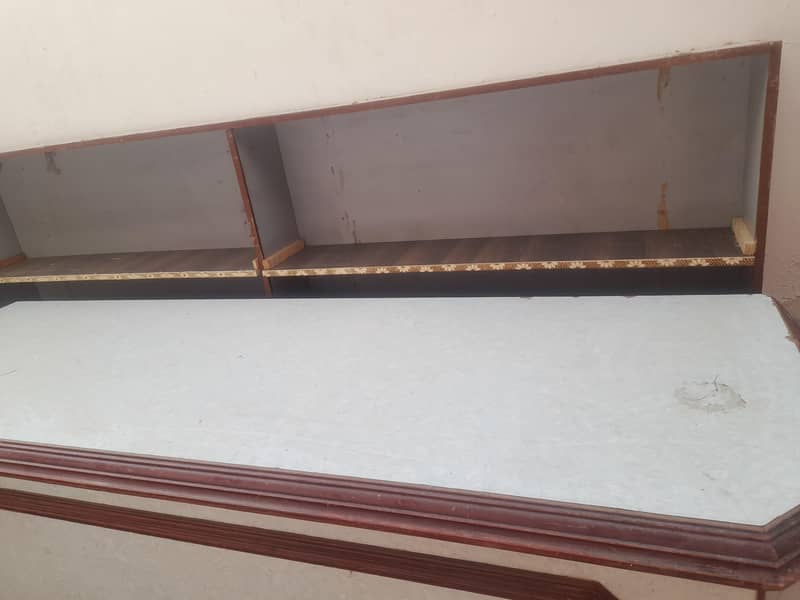 counter table with rack 1