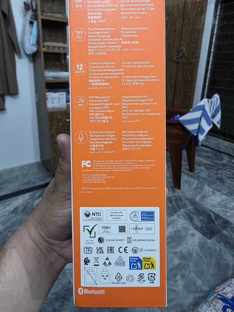 Bluetooth speaker 0