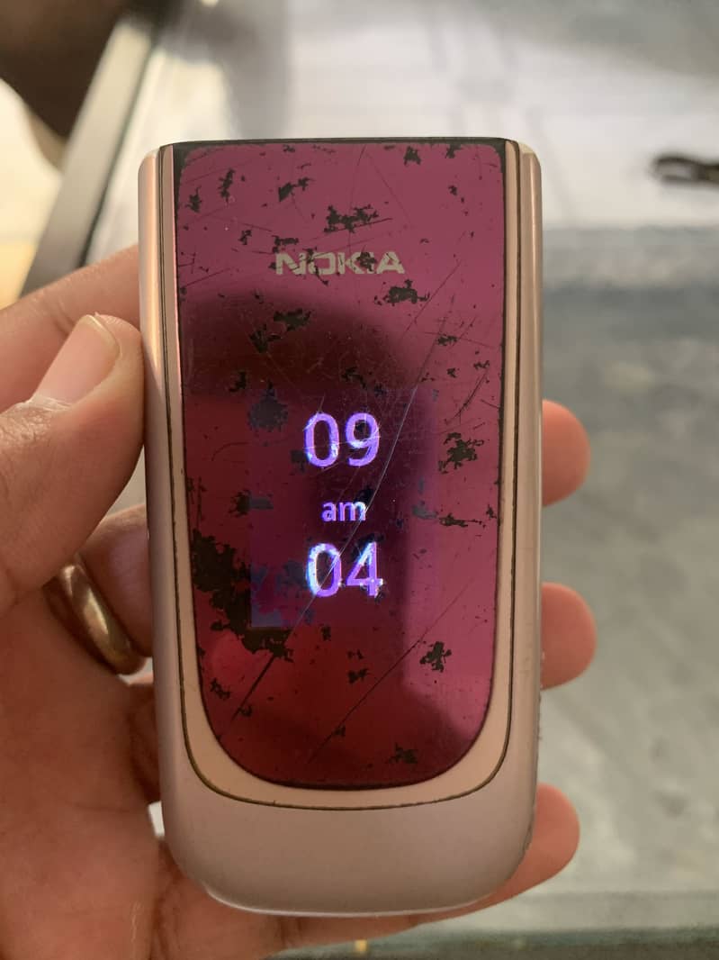 Nokia 7020 0