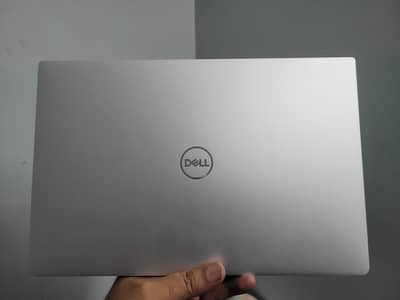 Dell XPS Gen 10  - infinity Edge Display -  Metal Body