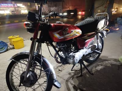 United 125