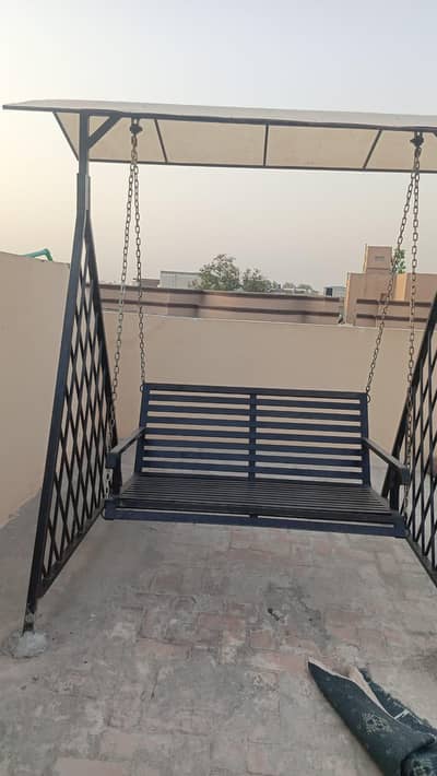iron garden swing