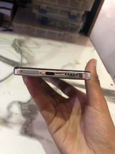 back change/sim tray  change