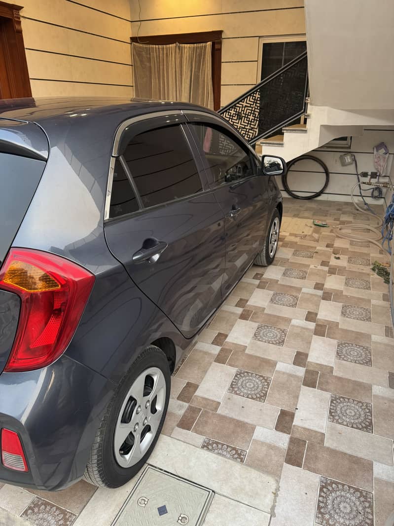 KIA Picanto automatic 1