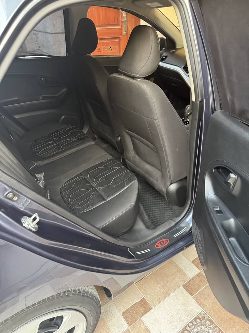 KIA Picanto automatic 10