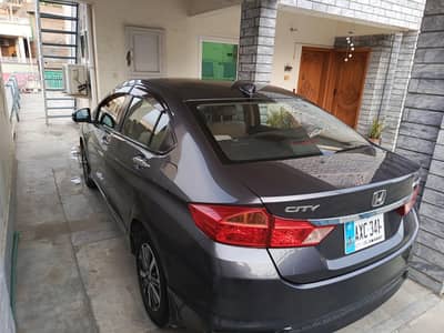 Honda city 1.5 asphire top variant