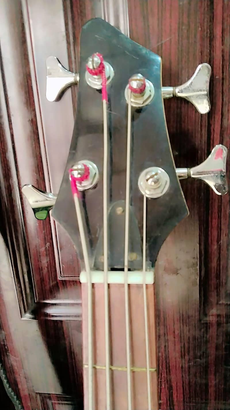 base guitar  7