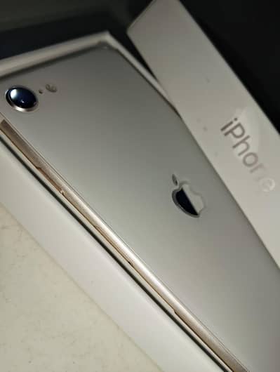 iPhone SE 3rd Generation 64GB White