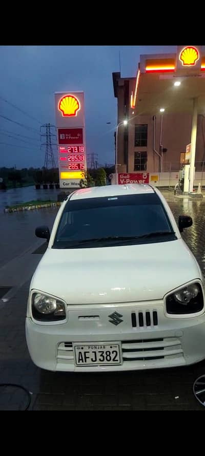 Indrive yango ke liye car available ha day shift ma 03143885998
