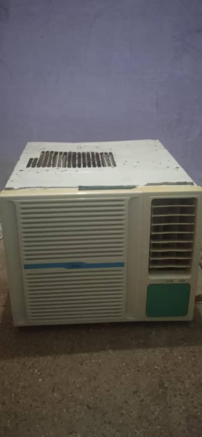 0.7 ton window AC for sale 03150525388