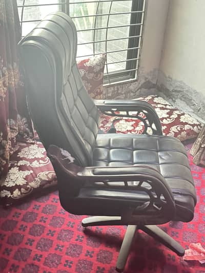 Best condition just 5500
